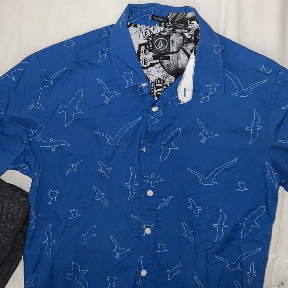 Volcom boys shirt Never worn